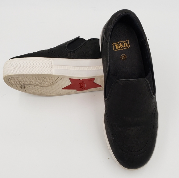 ASH "Jungle" Black Leather Platform Sneaker - Picture 3 of 16